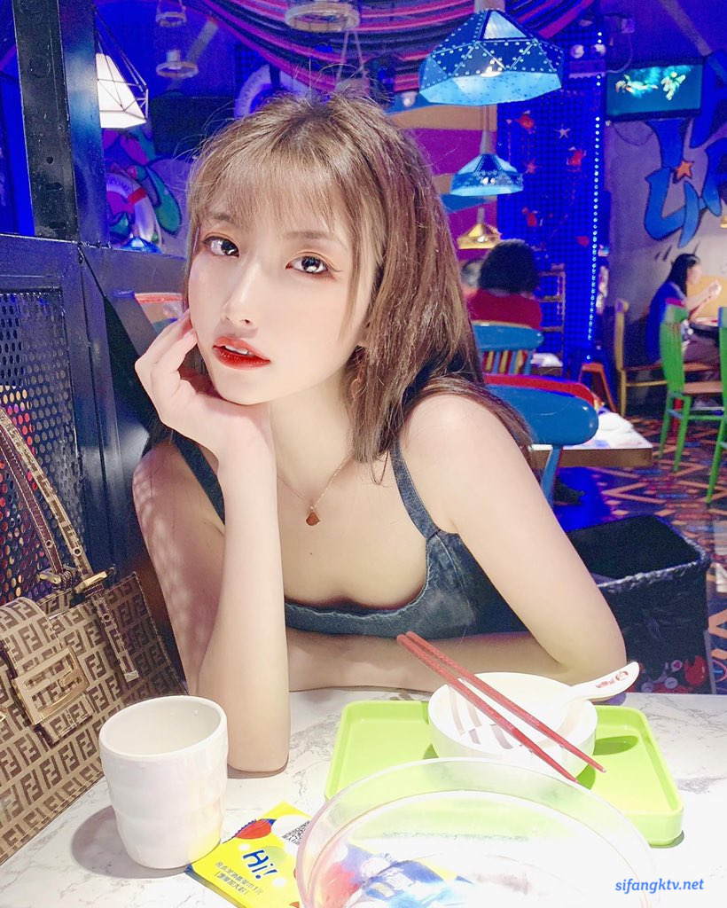 推特精品 妮是老虎 超高颜值 魔鬼身材-550资源网|九公子网络科技